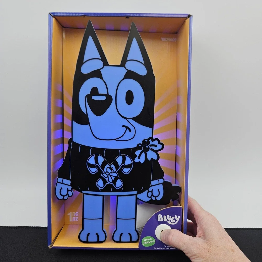 Bluey‎ Radiant Shadows LED Light Show Christmas Decoration Wall Hanging